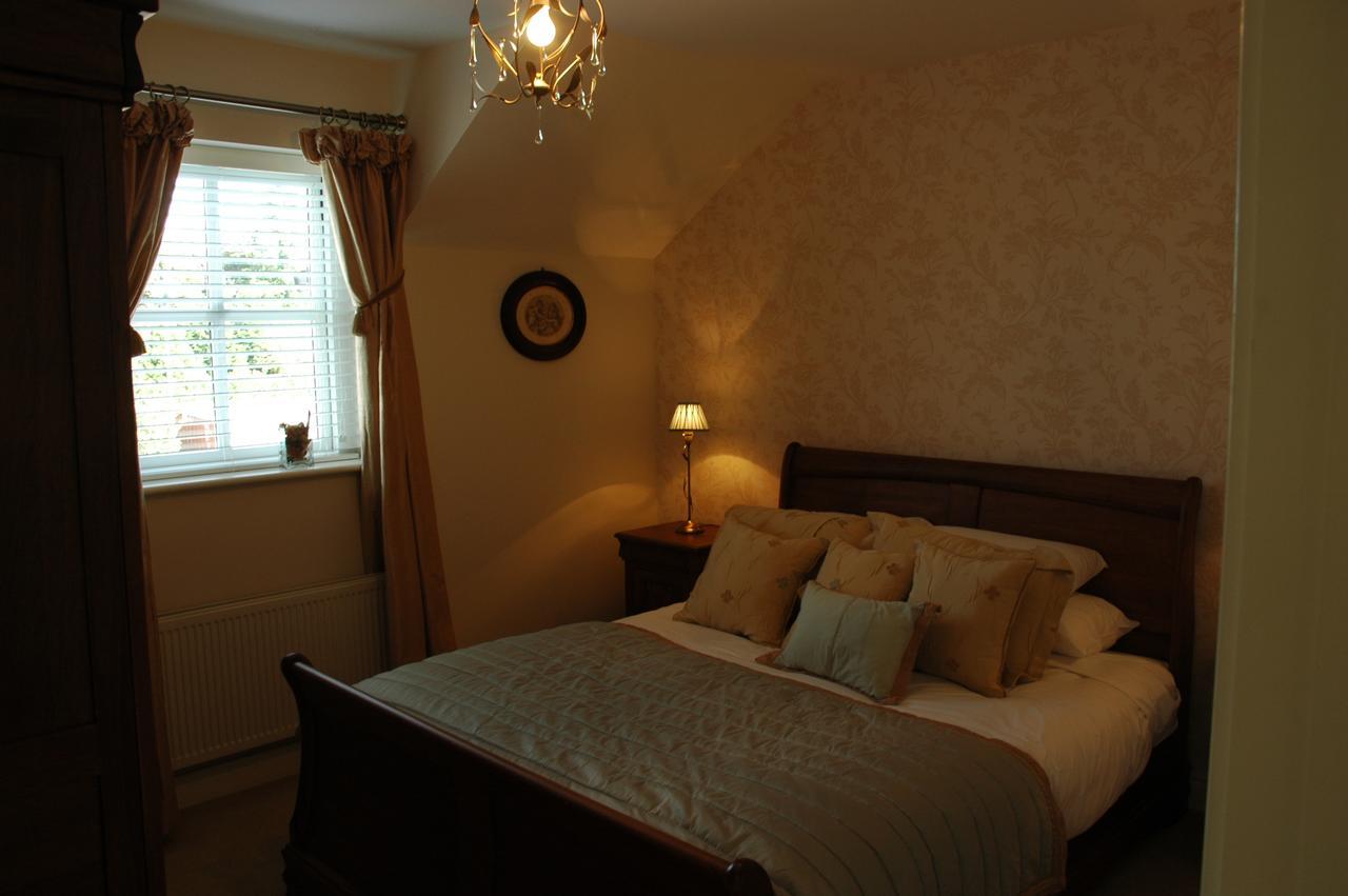 Moyvalley Hotel Self Catering Cottages Exteriör bild